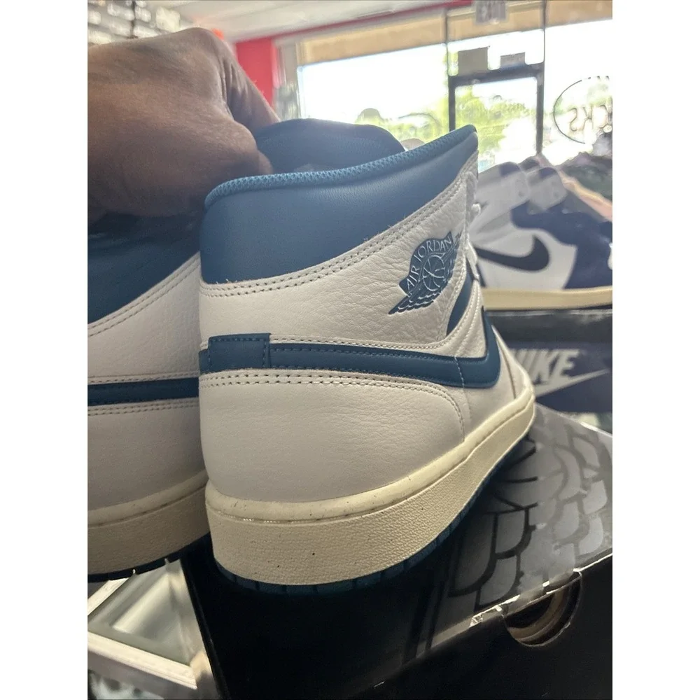 Nike Air Jordan 1 Mid SE White Industrial Blue White FN5215-141 Men's SZ 13 New